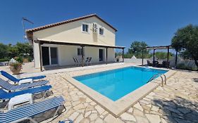 Villa Mari
